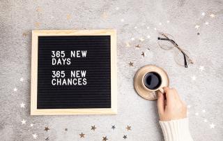 5 Financial Habits to Start January 1st Graphic