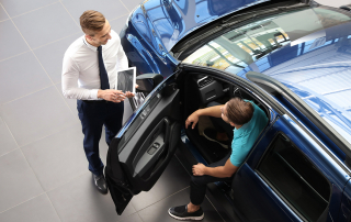 How to Avoid Buying Too Much Car Graphic