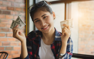 Top Financial Advice for Teenagers Graphic
