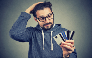What Happens If You Max Out Your Credit Cards? Graphic