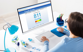 7 Habits of People with High Credit Scores Graphic