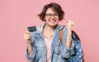 Dos & Don'ts of Getting Your First Credit Card graphic