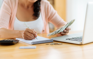 8 Tips If You're Living Paycheck-to-Paycheck graphic
