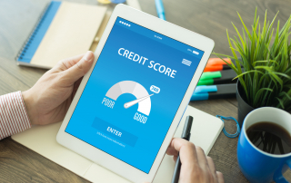 Popular Credit Score Myths Debunked graphic