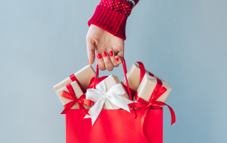 5 Reasons to Use a Holiday Loan During High Inflation graphic