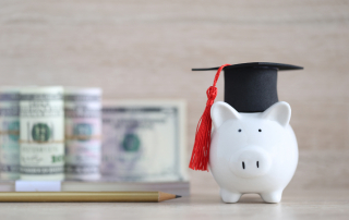 Understanding Federal & Private Student Loans graphic